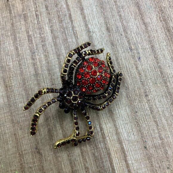 Spider Insect Black Red Rhinestone Gold Tone Brooch Pendant - Picture 2 of 8